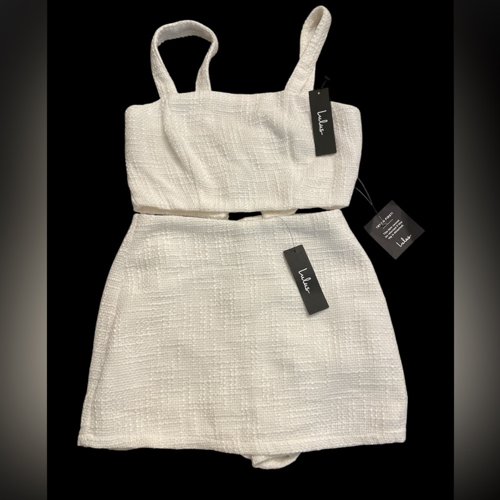 Lulu's Elegant White Textured Set